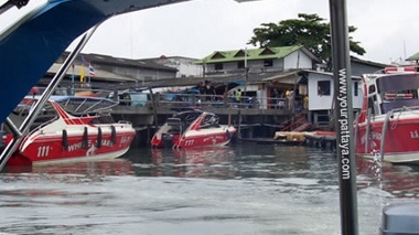 Speed boat to Ko Samet